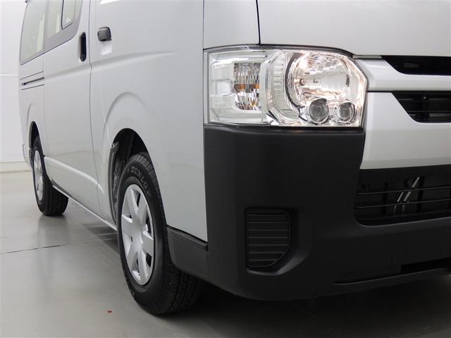 ハイエースバン ＤＸ　衝突被害軽減システム　メモリーナビ　フルセグ　バックカメラ　ＥＴＣ　ドラレコ　ＣＤ　ミュージックプレイヤー接続可　ＤＶＤ再生　ＬＥＤヘッドランプ　乗車定員６人　キーレス　ディーゼル　ワンオーナー（6枚目）