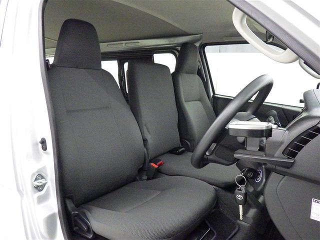 ハイエースバン ＤＸ　衝突被害軽減システム　メモリーナビ　フルセグ　バックカメラ　ＥＴＣ　ドラレコ　ＣＤ　ミュージックプレイヤー接続可　ＤＶＤ再生　ＬＥＤヘッドランプ　乗車定員６人　キーレス　ディーゼル　ワンオーナー（20枚目）