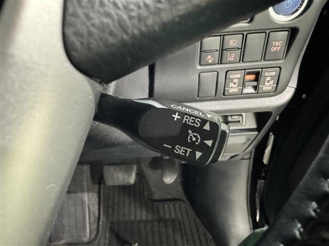 ヴォクシー ハイブリッドＺＳ　煌ＩＩＩ　衝突被害軽減システム　メモリーナビ　フルセグ　バックカメラ　ＥＴＣ　ドラレコ　ＣＤ　ミュージックプレイヤー接続可　ＤＶＤ再生　後席モニター　オートクルーズコントロール　ＬＥＤヘッドランプ　乗車定員７人（20枚目）