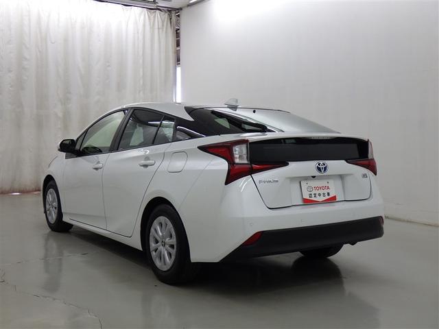 プリウス ＳセーフティプラスＩＩ　衝突被害軽減システム　メモリーナビ　フルセグ　バックカメラ　ＥＴＣ　ドラレコ　ＣＤ　オートクルーズコントロール　ＬＥＤヘッドランプ　スマートキー　キーレス　ハイブリッド（5枚目）