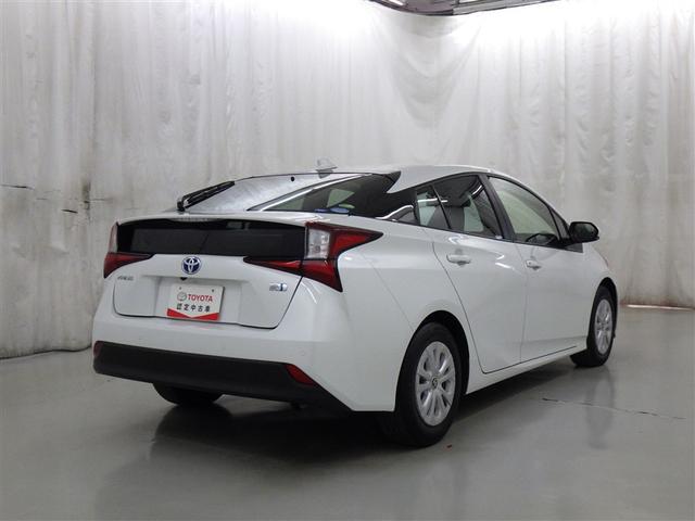 プリウス ＳセーフティプラスＩＩ　衝突被害軽減システム　メモリーナビ　フルセグ　バックカメラ　ＥＴＣ　ドラレコ　ＣＤ　オートクルーズコントロール　ＬＥＤヘッドランプ　スマートキー　キーレス　ハイブリッド（6枚目）