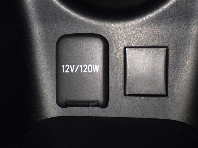 プリウス ＳセーフティプラスＩＩ　衝突被害軽減システム　メモリーナビ　フルセグ　バックカメラ　ＥＴＣ　ドラレコ　ＣＤ　オートクルーズコントロール　ＬＥＤヘッドランプ　スマートキー　キーレス　ハイブリッド（17枚目）