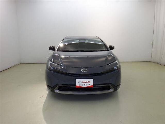 プリウス Ｇ　衝突被害軽減システム　フルセグ　バックカメラ　ＥＴＣ　ドラレコ　ミュージックプレイヤー接続可　オートクルーズコントロール　ＬＥＤヘッドランプ　スマートキー　キーレス　ハイブリッド（3枚目）