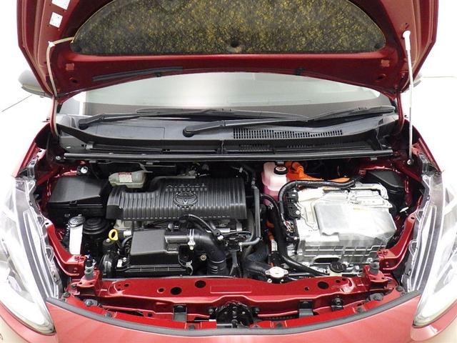 シエンタ ハイブリッドＧ　クエロ　衝突被害軽減システム　メモリーナビ　フルセグ　バックカメラ　ＥＴＣ　ドラレコ　ＣＤ　ＤＶＤ再生　オートクルーズコントロール　ＬＥＤヘッドランプ　両側電動スライド　乗車定員７人　３列シート　スマートキー（32枚目）