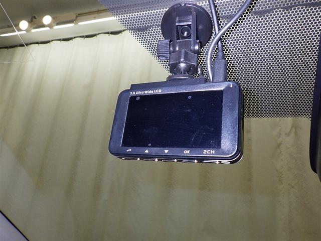 シエンタ ファンベースＧ　衝突被害軽減システム　メモリーナビ　フルセグ　バックカメラ　ＥＴＣ　ドラレコ　ＣＤ　ＤＶＤ再生　ＬＥＤヘッドランプ　両側電動スライド　スマートキー　キーレス　アイドリングストップ（14枚目）