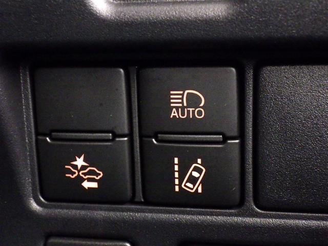 ヴォクシー ＺＳ　煌ＩＩ　衝突被害軽減システム　メモリーナビ　フルセグ　バックカメラ　ＥＴＣ　ドラレコ　ＣＤ　ミュージックプレイヤー接続可　ＤＶＤ再生　後席モニター　オートクルーズコントロール　ＬＥＤヘッドランプ　乗車定員７人（18枚目）