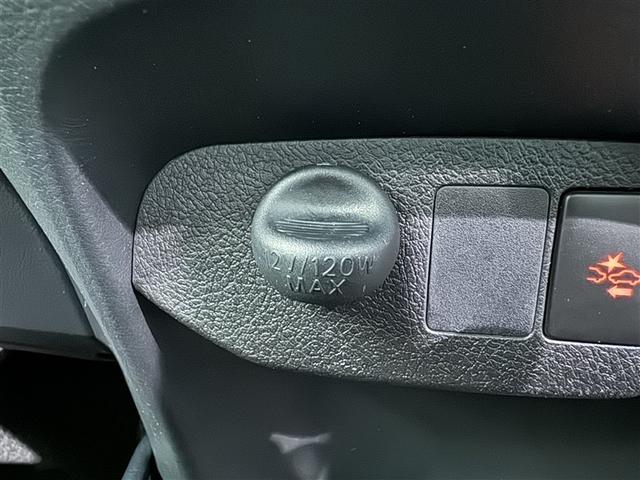 ヴィッツ ハイブリッドＦ　セーフティーエディションＩＩ　衝突被害軽減システム　メモリーナビ　ワンセグ　バックカメラ　ドラレコ　ＣＤ　ミュージックプレイヤー接続可　スマートキー　キーレス　ハイブリッド（15枚目）