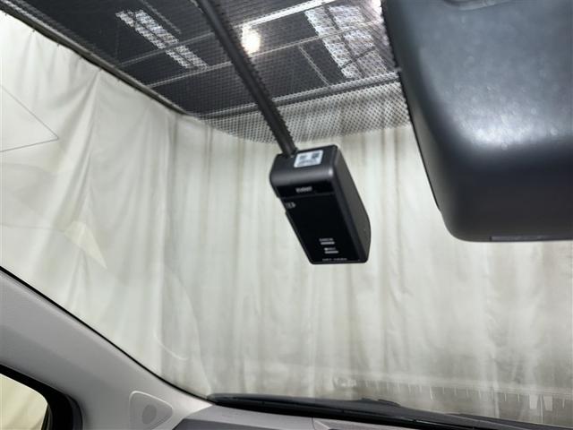 ヴィッツ ハイブリッドＦ　セーフティーエディションＩＩ　衝突被害軽減システム　メモリーナビ　ワンセグ　バックカメラ　ドラレコ　ＣＤ　ミュージックプレイヤー接続可　スマートキー　キーレス　ハイブリッド（24枚目）