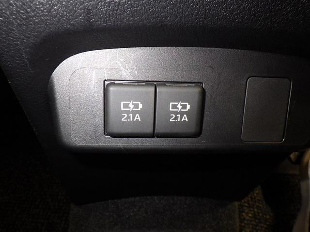 シエンタ ファンベースＧ　衝突被害軽減システム　メモリーナビ　フルセグ　バックカメラ　ＥＴＣ　ＣＤ　ＤＶＤ再生　両側電動スライド　スマートキー　キーレス　アイドリングストップ（15枚目）