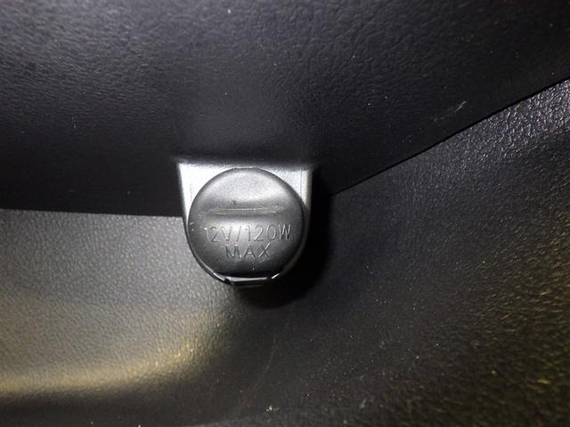 シエンタ ファンベースＧ　衝突被害軽減システム　メモリーナビ　フルセグ　バックカメラ　ＥＴＣ　ＣＤ　ＤＶＤ再生　両側電動スライド　スマートキー　キーレス　アイドリングストップ（17枚目）