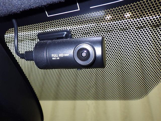 カローラツーリング ハイブリッド　ダブルバイビー　衝突被害軽減システム　メモリーナビ　フルセグ　バックカメラ　ＥＴＣ　ドラレコ　ミュージックプレイヤー接続可　オートクルーズコントロール　ＬＥＤヘッドランプ　スマートキー　キーレス　ハイブリッド（20枚目）