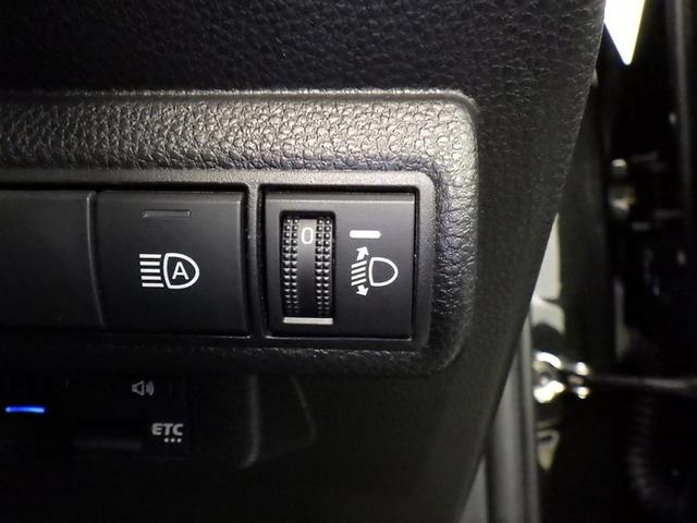 カローラツーリング ハイブリッド　ダブルバイビー　衝突被害軽減システム　メモリーナビ　フルセグ　バックカメラ　ＥＴＣ　ドラレコ　ミュージックプレイヤー接続可　オートクルーズコントロール　ＬＥＤヘッドランプ　スマートキー　キーレス　ハイブリッド（23枚目）