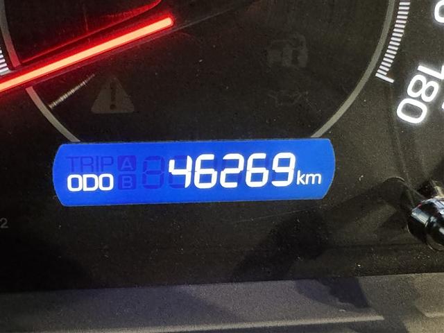 ヴォクシー ＺＳ　煌ＩＩＩ　衝突被害軽減システム　メモリーナビ　フルセグ　バックカメラ　ＥＴＣ　ドラレコ　ＣＤ　ミュージックプレイヤー接続可　ＤＶＤ再生　後席モニター　オートクルーズコントロール　ＬＥＤヘッドランプ　乗車定員７人（26枚目）