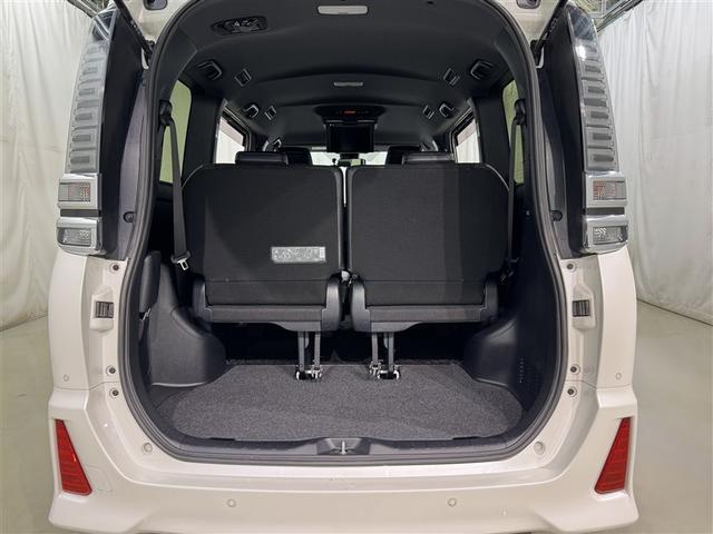 ヴォクシー ＺＳ　煌ＩＩＩ　衝突被害軽減システム　メモリーナビ　フルセグ　バックカメラ　ＥＴＣ　ドラレコ　ＣＤ　ミュージックプレイヤー接続可　ＤＶＤ再生　後席モニター　オートクルーズコントロール　ＬＥＤヘッドランプ　乗車定員７人（32枚目）