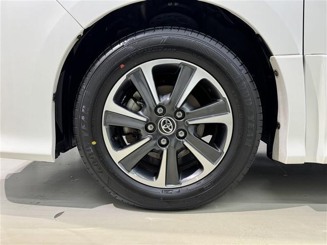 ヴォクシー ＺＳ　煌ＩＩＩ　衝突被害軽減システム　メモリーナビ　フルセグ　バックカメラ　ＥＴＣ　ドラレコ　ＣＤ　ミュージックプレイヤー接続可　ＤＶＤ再生　後席モニター　オートクルーズコントロール　ＬＥＤヘッドランプ　乗車定員７人（34枚目）