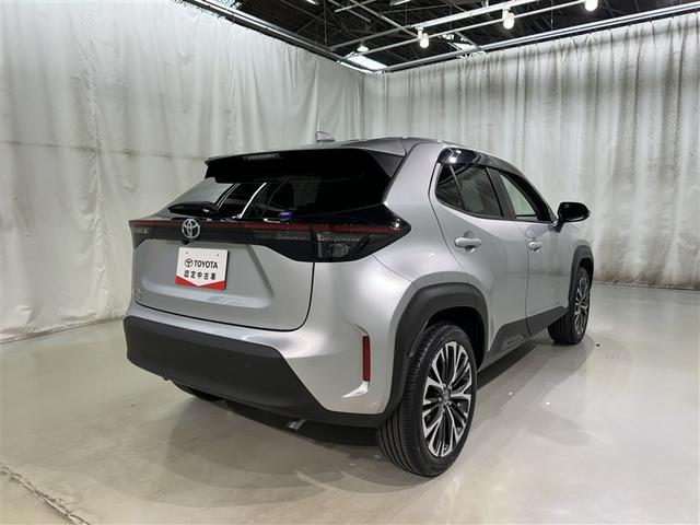 ヤリスクロス Ｚ　衝突被害軽減システム　メモリーナビ　バックカメラ　ＥＴＣ　ミュージックプレイヤー接続可　電動シート　オートクルーズコントロール　ＬＥＤヘッドランプ　スマートキー　キーレス（7枚目）