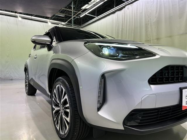 ヤリスクロス Ｚ　衝突被害軽減システム　メモリーナビ　バックカメラ　ＥＴＣ　ミュージックプレイヤー接続可　電動シート　オートクルーズコントロール　ＬＥＤヘッドランプ　スマートキー　キーレス（8枚目）