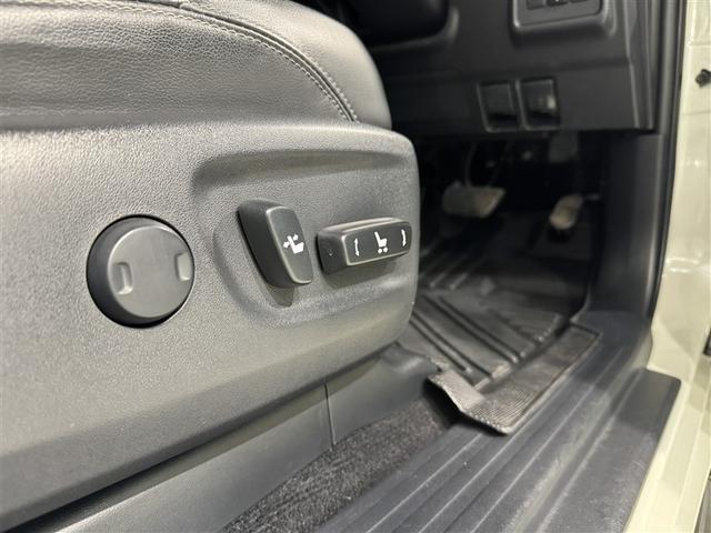 ランドクルーザープラド ＴＸ　Ｌパッケージ　衝突被害軽減システム　メモリーナビ　バックカメラ　ＥＴＣ　ドラレコ　ＣＤ　ミュージックプレイヤー接続可　ＤＶＤ再生　サンルーフ　電動シート　オートクルーズコントロール　ＬＥＤヘッドランプ　乗車定員７人（28枚目）