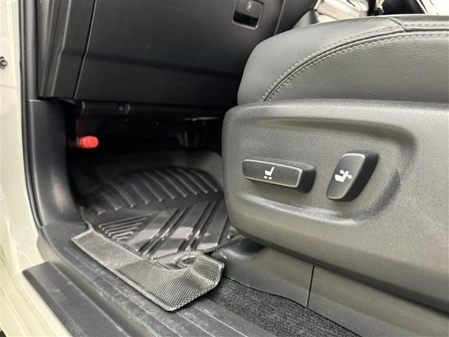 ランドクルーザープラド ＴＸ　Ｌパッケージ　衝突被害軽減システム　メモリーナビ　バックカメラ　ＥＴＣ　ドラレコ　ＣＤ　ミュージックプレイヤー接続可　ＤＶＤ再生　サンルーフ　電動シート　オートクルーズコントロール　ＬＥＤヘッドランプ　乗車定員７人（29枚目）