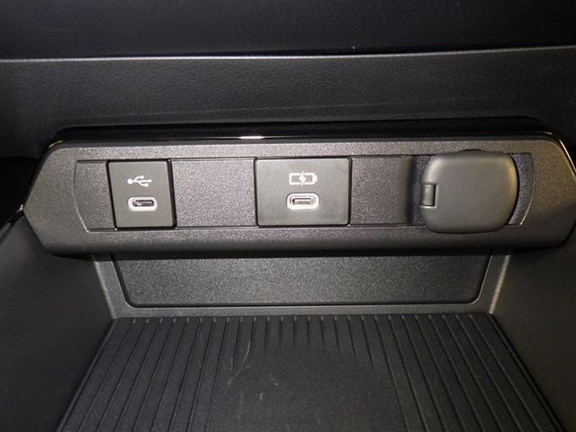 プリウス Ｚ　衝突被害軽減システム　フルセグ　バックカメラ　ＥＴＣ　ドラレコ　ミュージックプレイヤー接続可　電動シート　オートクルーズコントロール　ＬＥＤヘッドランプ　スマートキー　キーレス　ハイブリッド（16枚目）