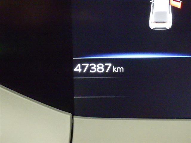 プリウス Ｚ　衝突被害軽減システム　フルセグ　バックカメラ　ＥＴＣ　ドラレコ　ミュージックプレイヤー接続可　電動シート　オートクルーズコントロール　ＬＥＤヘッドランプ　スマートキー　キーレス　ハイブリッド（28枚目）