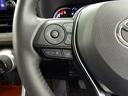 ステアリングスイッチ装備!運転しながら手元でオーディオの操作などができます。