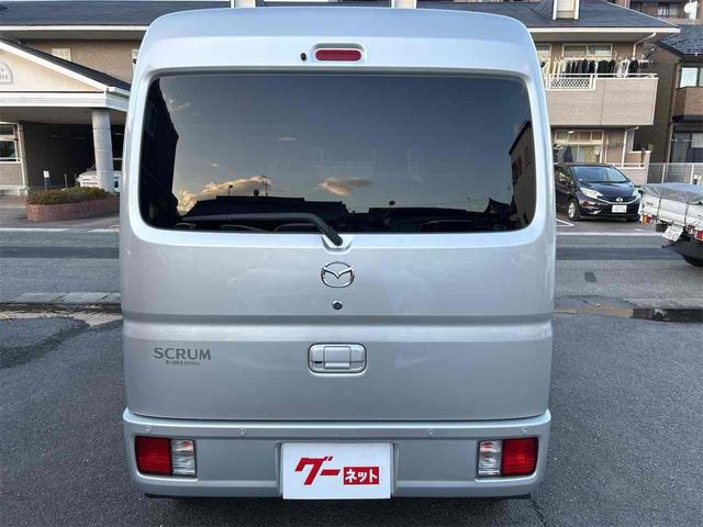 スクラム ＰＣ　ワンオーナー　軽バン　ＭＴ　衝突被害軽減システム　クリアランスソナー　レーンアシスト　ＥＴＣ　ナビ　ＴＶ　バックカメラ　両側スライドドア　キーレスエントリー　電動格納ミラー　オートライト　ＥＳＣ（20枚目）