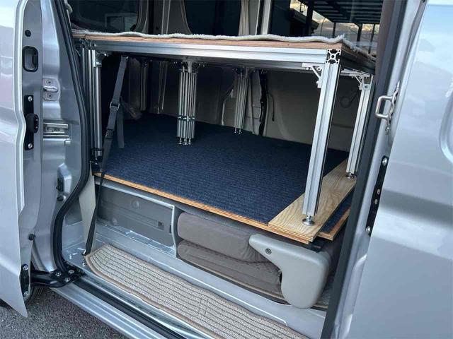 スクラム ＰＣ　ワンオーナー　軽バン　ＭＴ　衝突被害軽減システム　クリアランスソナー　レーンアシスト　ＥＴＣ　ナビ　ＴＶ　バックカメラ　両側スライドドア　キーレスエントリー　電動格納ミラー　オートライト　ＥＳＣ（62枚目）