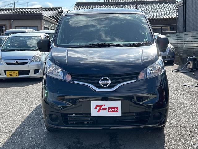 ＮＶ２００バネットバン ＶＸ　ワンオーナー　ＥＴＣ　バックカメラ　ナビ　ＴＶ　クリアランスソナー　両側スライドドア　オートライト　キーレスエントリー　アイドリングストップ　電動格納ミラー　ＣＶＴ　ＣＤ　ＤＶＤ再生　ＵＳＢ（3枚目）