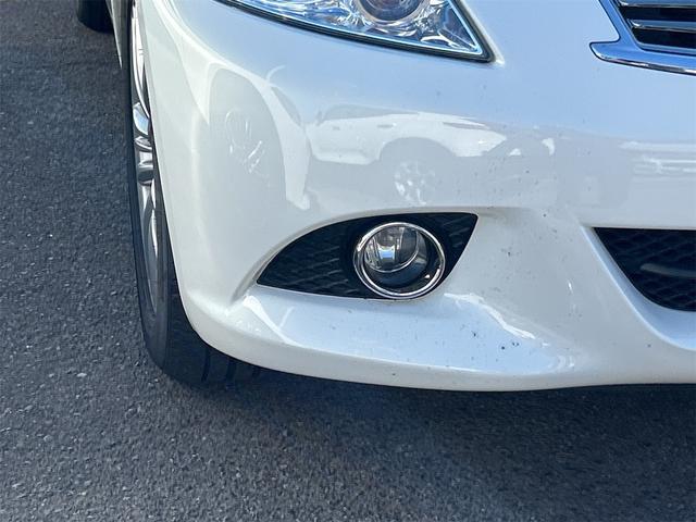 スカイライン ２５０ＧＴ　ＦＯＵＲ　純正ＴＶナビ　サイド／バックカメラ　ＥＴＣ　プッシュスタート　ハーフレザーシート　パワーシート　ＡＴ　ステアリングスイッチ　パール（7枚目）