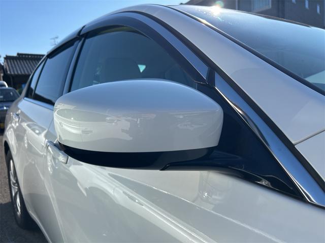 スカイライン ２５０ＧＴ　ＦＯＵＲ　純正ＴＶナビ　サイド／バックカメラ　ＥＴＣ　プッシュスタート　ハーフレザーシート　パワーシート　ＡＴ　ステアリングスイッチ　パール（16枚目）