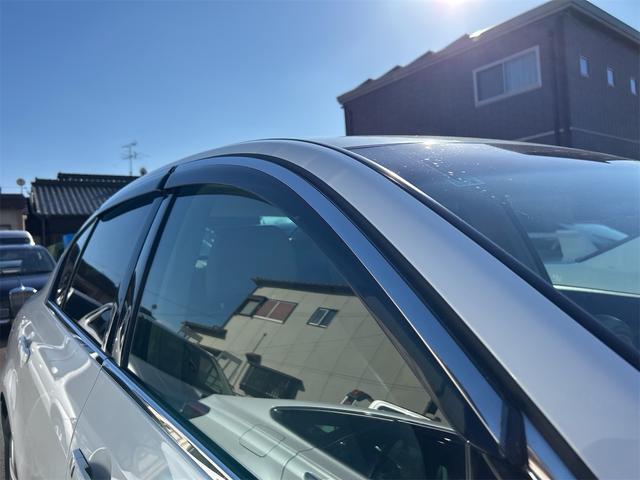 スカイライン ２５０ＧＴ　ＦＯＵＲ　純正ＴＶナビ　サイド／バックカメラ　ＥＴＣ　プッシュスタート　ハーフレザーシート　パワーシート　ＡＴ　ステアリングスイッチ　パール（17枚目）