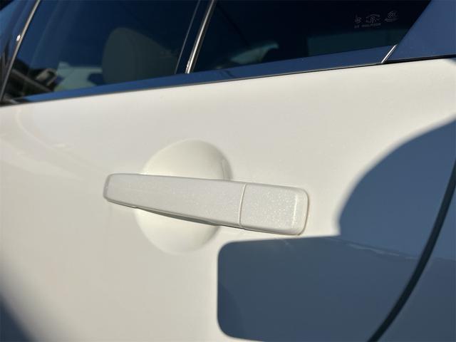 スカイライン ２５０ＧＴ　ＦＯＵＲ　純正ＴＶナビ　サイド／バックカメラ　ＥＴＣ　プッシュスタート　ハーフレザーシート　パワーシート　ＡＴ　ステアリングスイッチ　パール（31枚目）