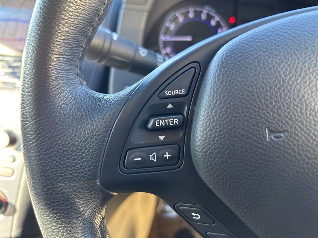 スカイライン ２５０ＧＴ　ＦＯＵＲ　純正ＴＶナビ　サイド／バックカメラ　ＥＴＣ　プッシュスタート　ハーフレザーシート　パワーシート　ＡＴ　ステアリングスイッチ　パール（50枚目）