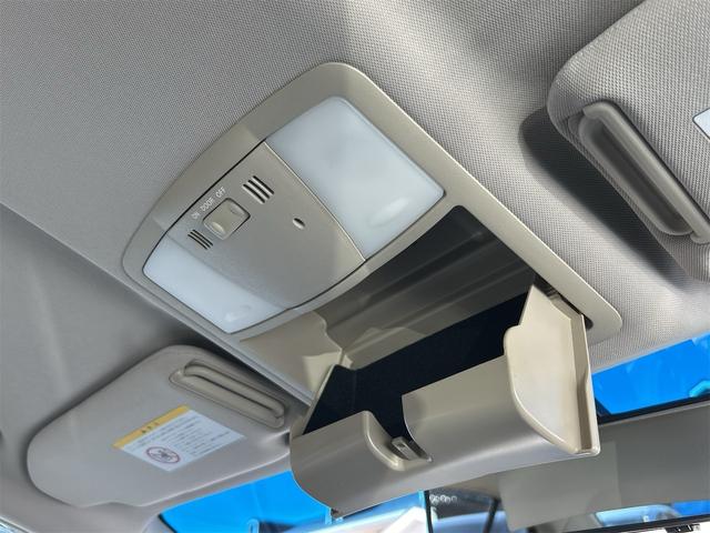 スカイライン ２５０ＧＴ　ＦＯＵＲ　純正ＴＶナビ　サイド／バックカメラ　ＥＴＣ　プッシュスタート　ハーフレザーシート　パワーシート　ＡＴ　ステアリングスイッチ　パール（54枚目）