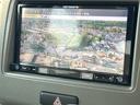 ＴＶ付きの車となっております。ドライブの合間の休憩中に気になる番組を見ることができます。