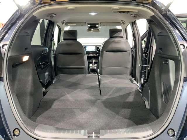 e:HEVホーム Honda SENSING 新車保証 試乗禁煙車 純正ナビVXU-215FTI フルセグ Bluetooth Rカメラ ETC LEDライト サイドエアバック スマートキー(18枚目)