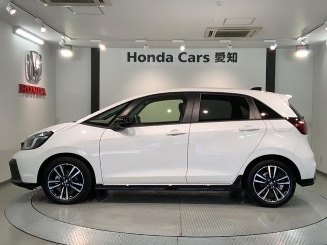 フィット ｅ：ＨＥＶＲＳ　ＨｏｎｄａＳＥＮＳＩＮＧ新車保証試乗禁煙車　ワンオーナー車　ＶＳＡ　Ｒカメラ　サイドエアバック　スマートキー　ＬＥＤヘッドランプ　クルコン　エアコン　ＥＴＣ　盗難防止装置　ＡＢＳ　エアバック　フルセグ（47枚目）