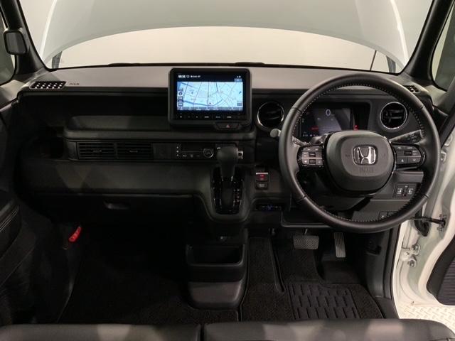 Ｎ－ＢＯＸカスタム コーディネートスタイル　ＨｏｎｄａＳＥＮＳＩＮＧ新車保証試乗禁煙車　Ｗパワスラ　バックモニター　ワンオーナー　フルフラット　クルーズコントロール　ＬＥＤ　盗難防止システム　前席シートヒーター　ＥＴＣ　ＶＳＡ　フルセグ対応（8枚目）