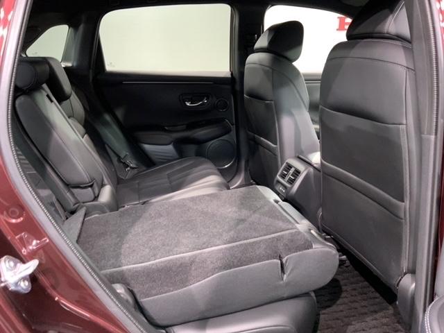 ＺＲ－Ｖ ｅ：ＨＥＶＺ特別仕様車ブラックスタイル　ＨｏｎｄａＳＥＮＳＩＮＧ新車保証試乗禁煙車　全周囲カメラ　電動シート　ＬＥＤライト　電動リアゲート　シ－トヒ－タ－　フルセグ　クルコン　バックカメラ　ＥＴＣ　サイドエアバッグ　ワンオーナー　記録簿（32枚目）
