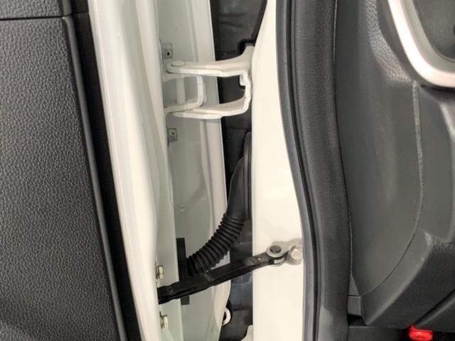 ＷＲ－Ｖ Ｚ＋　ＨｏｎｄａＳＥＮＳＩＮＧ新車保証試乗禁煙車　軽減ブレーキ　フルオートエアコン　盗難防止　記録簿　Ｂカメラ　サイドエアバッグ　横滑り防止　ＬＥＤライト　フルセグテレビ　スマートキー　クルコン　エアバッグ（41枚目）