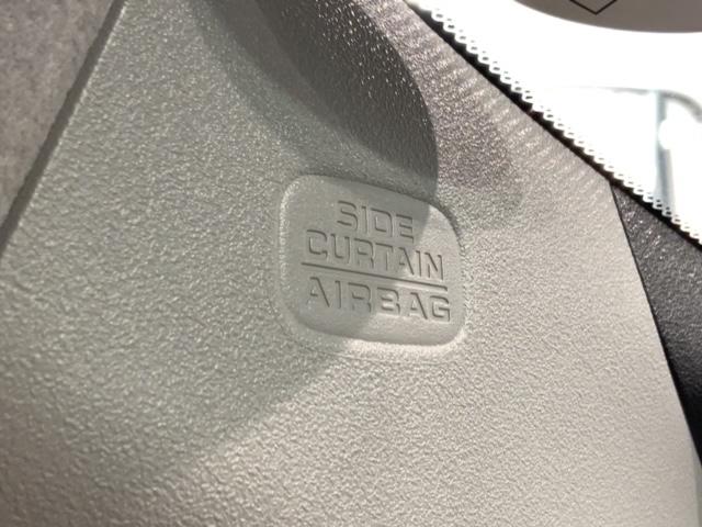 フィット ｅ：ＨＥＶベーシック　ＨｏｎｄａＳＥＮＳＩＮＧ新車保証試乗禁煙車　追突軽減ブレーキ　ワンオーナー車　フルセグＴＶ　カーテンエアバック　Ｒカメ　ＬＥＤ　パワーウインドウ　スマキー　横滑り防止　オートエアコン　ＥＴＣ車載器（23枚目）