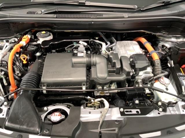 フィット ｅ：ＨＥＶベーシック　ＨｏｎｄａＳＥＮＳＩＮＧ新車保証試乗禁煙車　追突軽減ブレーキ　ワンオーナー車　フルセグＴＶ　カーテンエアバック　Ｒカメ　ＬＥＤ　パワーウインドウ　スマキー　横滑り防止　オートエアコン　ＥＴＣ車載器（44枚目）