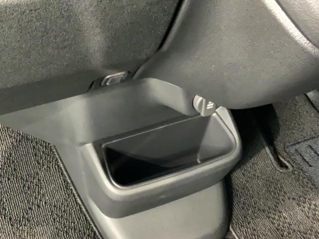Ｎ－ＢＯＸカスタム ベースグレード　ＨｏｎｄａＳＥＮＳＩＮＧ新車保証試乗禁煙車　追突軽減ブレーキ　Ｂカメ　スマキー　ＬＥＤライト　オートエアコン　前席シートヒーター　クルーズコントロール　ＥＴＣ　ＥＳＣ　サイドカーテンエアバック　地デジ（28枚目）