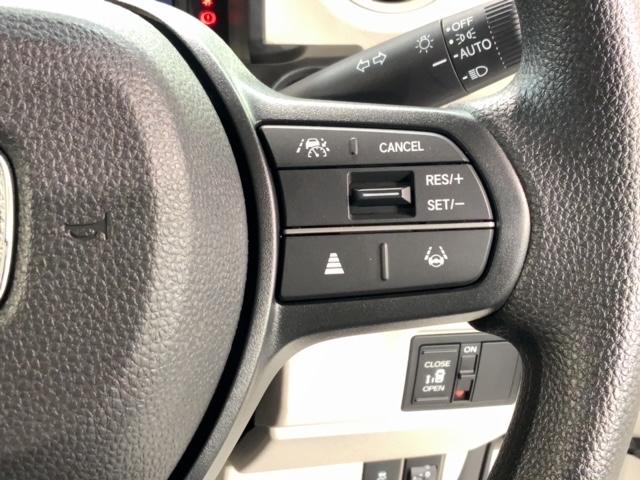 Ｎ－ＢＯＸ ベースグレード　ＨｏｎｄａＳＥＮＳＩＮＧ新車保証試乗禁煙車　パワーウインドー　衝突被害軽減　バックカメラ付　インテリキー　横滑り防止機能　両側スライド片側電動ドア　オートエアコン　ＬＥＤライト　盗難防止装置　フルセグ（10枚目）