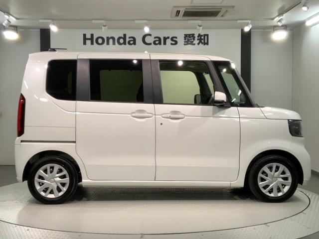 Ｎ－ＢＯＸ ベースグレード　ＨｏｎｄａＳＥＮＳＩＮＧ新車保証試乗禁煙車　パワーウインドー　衝突被害軽減　バックカメラ付　インテリキー　横滑り防止機能　両側スライド片側電動ドア　オートエアコン　ＬＥＤライト　盗難防止装置　フルセグ（51枚目）