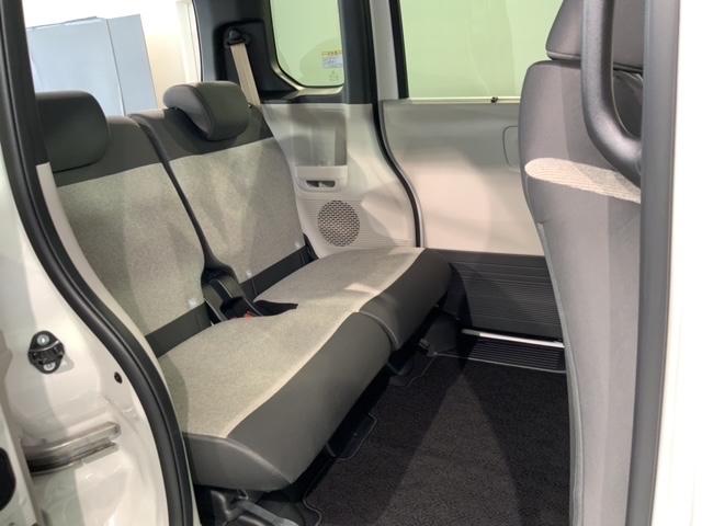 Ｎ－ＢＯＸ ベースグレード　ＨｏｎｄａＳＥＮＳＩＮＧ新車保証試乗禁煙車　パワーウインドー　衝突被害軽減　バックカメラ付　インテリキー　横滑り防止機能　両側スライド片側電動ドア　オートエアコン　ＬＥＤライト　盗難防止装置　フルセグ（17枚目）