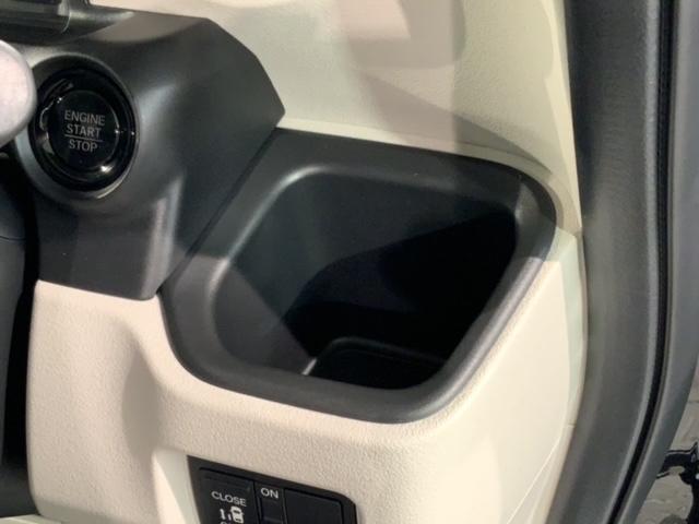Ｎ－ＢＯＸ ベースグレード　ＨｏｎｄａＳＥＮＳＩＮＧ新車保証試乗禁煙車　パワーウインドー　衝突被害軽減　バックカメラ付　インテリキー　横滑り防止機能　両側スライド片側電動ドア　オートエアコン　ＬＥＤライト　盗難防止装置　フルセグ（28枚目）