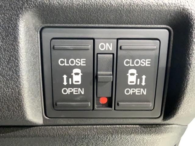Ｎ－ＢＯＸカスタム ターボ　ＨｏｎｄａＳＥＮＳＩＮＧ新車保証試乗禁煙車　誤発進抑制　セキュリティー　ＬＥＤランプ　整備記録簿　サイドＳＲＳ　アクティブクルーズコントロール　シートヒータ　エアバッグ　Ｒカメラ　ＥＴＣ車載器　ＡＢＳ（13枚目）