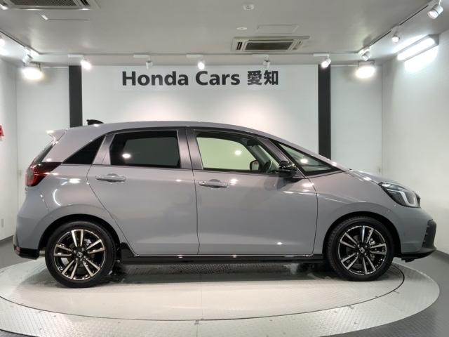 フィット ｅ：ＨＥＶＲＳ　ＨｏｎｄａＳＥＮＳＩＮＧ新車保証試乗禁煙車　カーテンエアバック　ＬＥＤヘッドライ　フルセグテレビ　Ｂカメ　ＥＴＣ装備　セキュリティアラーム　スマートキ　クルーズコントロール　パワーステアリング　ＡＢＳ（51枚目）